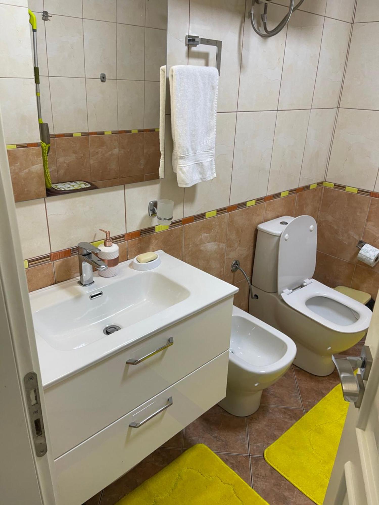Apartment Besa