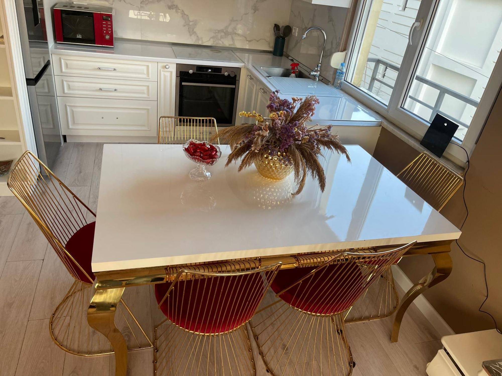 Apartment Besa